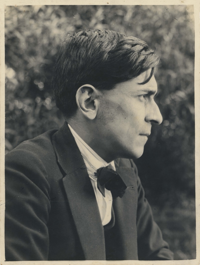 Jose Carlos Mariategui photographed in Lima, 1929